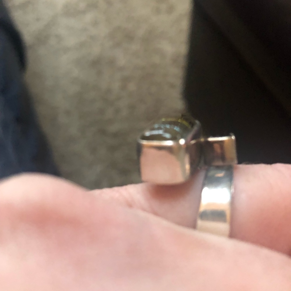 Beautiful Silver Stone Ring. - image 3